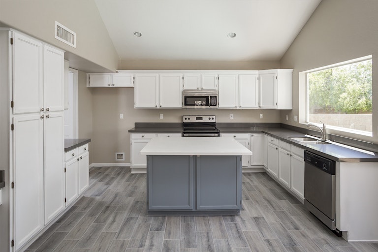 Photo 6 of 26 - 1442 N Sailors Way, Gilbert, AZ 85234