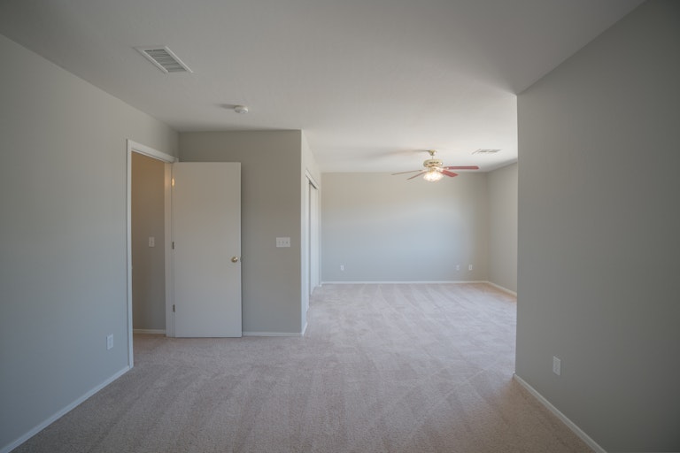Photo 6 of 24 - 15012 W Calavar Rd, Surprise, AZ 85379