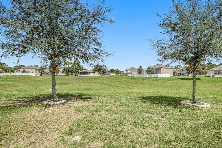 Photo 11 of 17 - 3999 Bramblewood Loop, Spring Hill, FL 34609