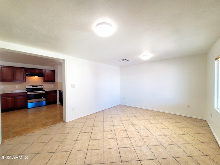 Photo 14 of 42 - 11122 W Connecticut Ave, Youngtown, AZ 85363