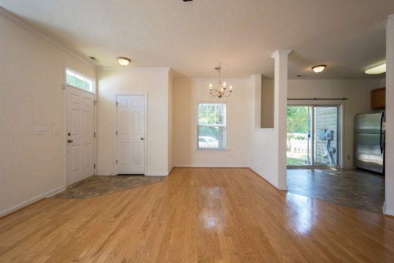 Photo 8 of 16 - 2220 Raven Rd #100, Raleigh, NC 27614