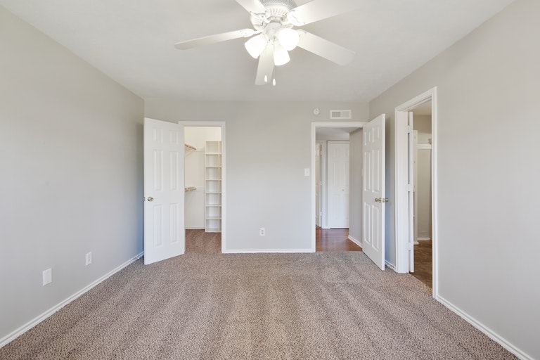 Photo 13 of 26 - 401 Carl C Senter St, Forney, TX 75126