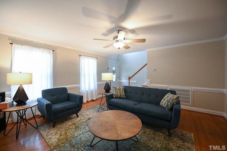 Photo 7 of 40 - 142 Mill Branch Cir, Fuquay Varina, NC 27526