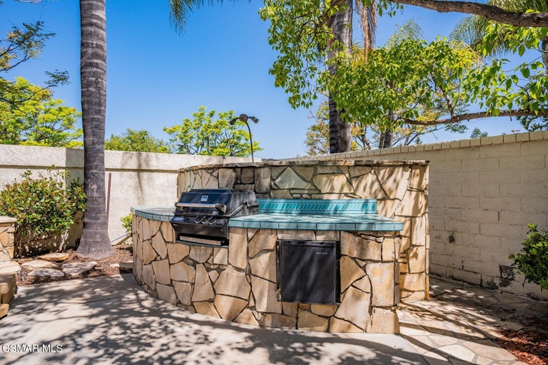 Photo 29 of 31 - 617 Breckenridge Pl, Simi Valley, CA 93065