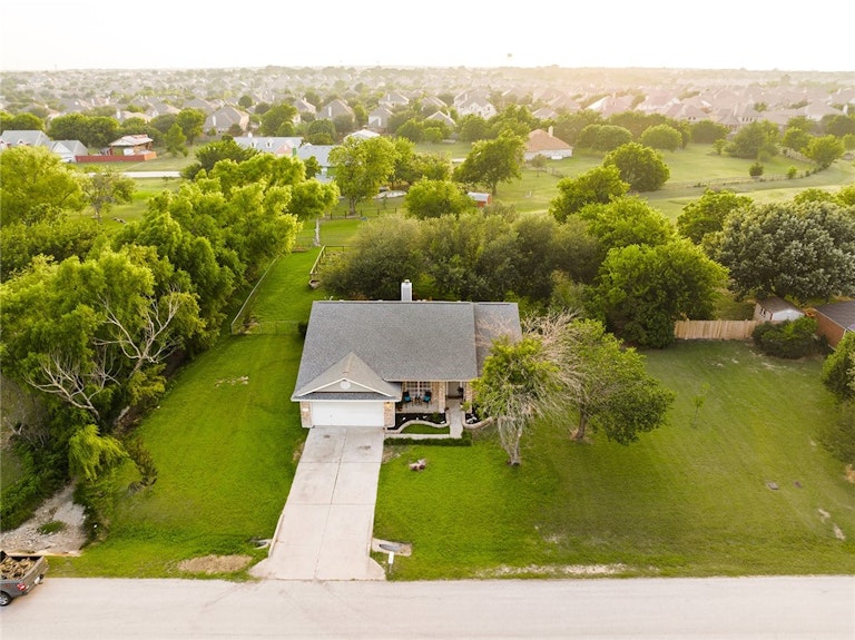 Photo 39 of 40 - 21004 Apache Plum Ln, Pflugerville, TX 78660
