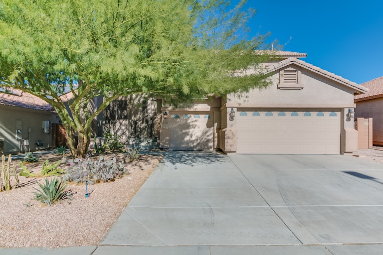 Photo 1 of 37 - 29660 W Fairmount Ave, Buckeye, AZ 85396