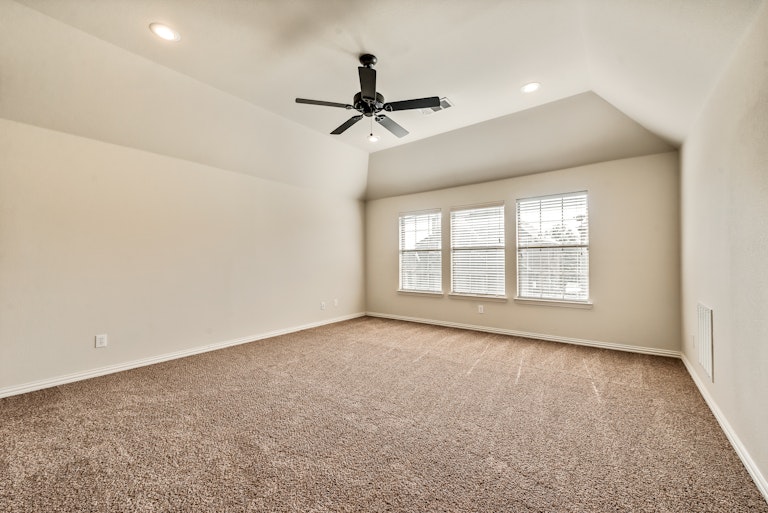 Photo 20 of 30 - 6947 Navigation Dr, Grand Prairie, TX 75054