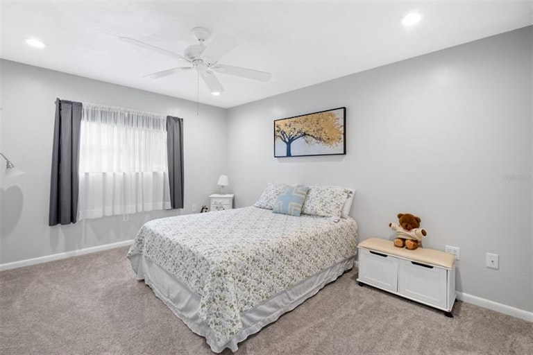 Photo 21 of 40 - 5085 Florentine Ct, Spring Hill, FL 34608