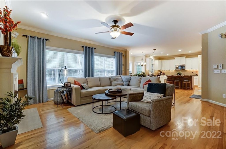Photo 9 of 47 - 12229 Danielle Christina Ct, Charlotte, NC 28216
