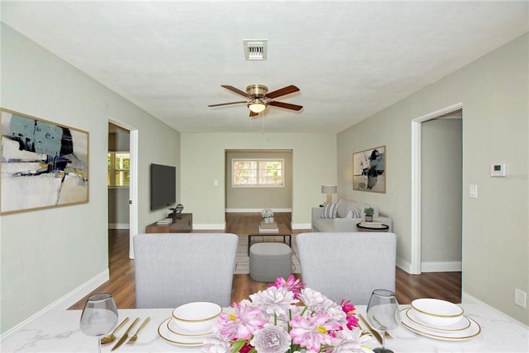 Photo 10 of 36 - 8301 Edie Way, Orlando, FL 32810