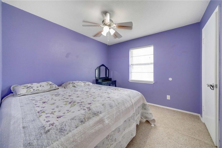 Photo 6 of 23 - 7624 Evergreen Rd, Richland Hills, TX 76118