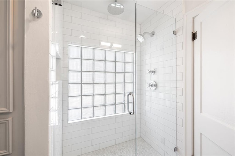 Photo 20 of 30 - 1031 W Melwood St, Houston, TX 77009