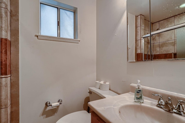 Photo 20 of 35 - 3538 Tarro Way, Carmichael, CA 95608