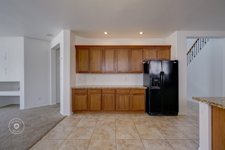 Photo 13 of 34 - 18016 W Paradise Ln, Surprise, AZ 85388