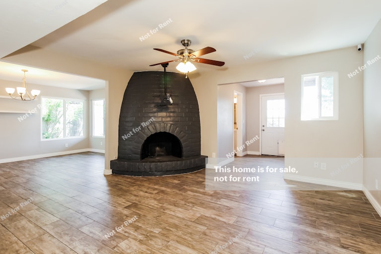 Photo 10 of 27 - 1441 S No Le Hace, Tucson, AZ 85713