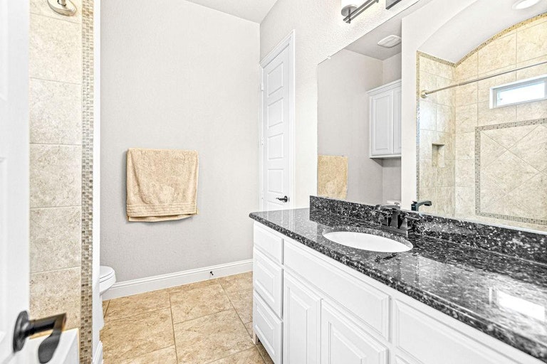 Photo 26 of 37 - 1620 Cattle Dr, Prosper, TX 75078