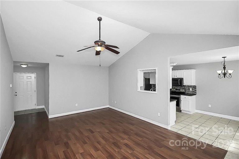 Photo 9 of 30 - 4621 Hampton Chase Dr SW, Concord, NC 28027