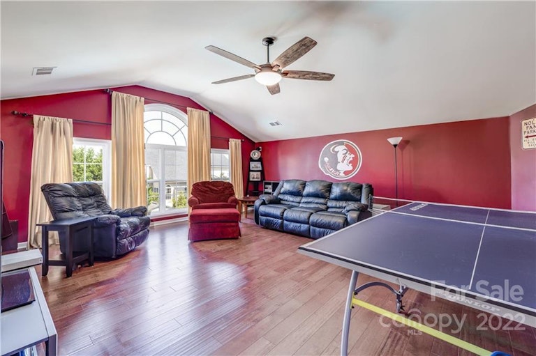 Photo 16 of 32 - 7808 Whisperingwood Dr, Harrisburg, NC 28075