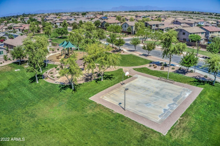 Photo 28 of 29 - 2595 E Carob Dr, Gilbert, AZ 85298
