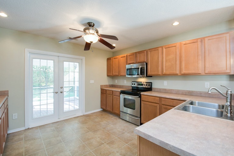 Photo 2 of 22 - 2824 Skybrook Ln, Durham, NC 27709