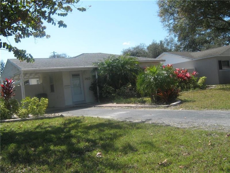 Photo 1 of 14 - 140 42nd Ave NE, Saint Petersburg, FL 33703