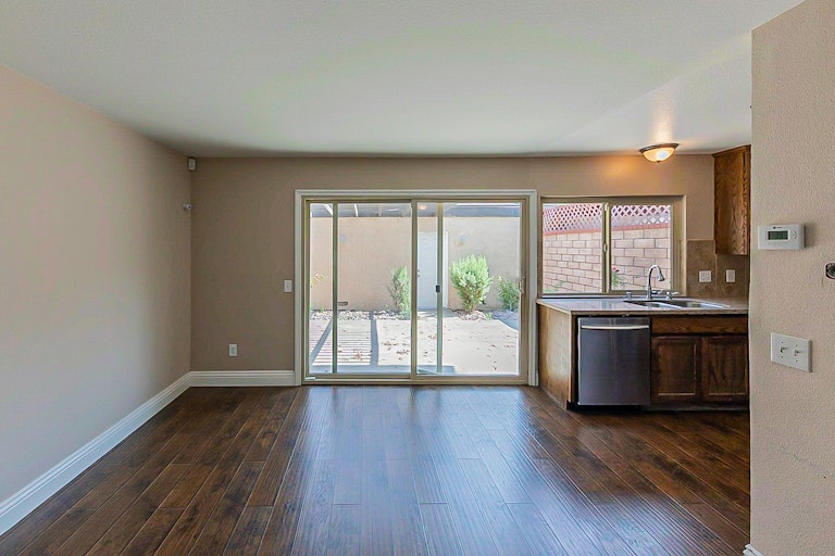Photo 11 of 27 - 2828 Monroe St, Riverside, CA 92504