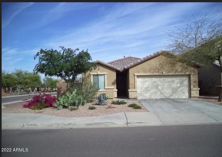 Photo 1 of 10 - 7356 W Beverly Rd, Laveen, AZ 85339