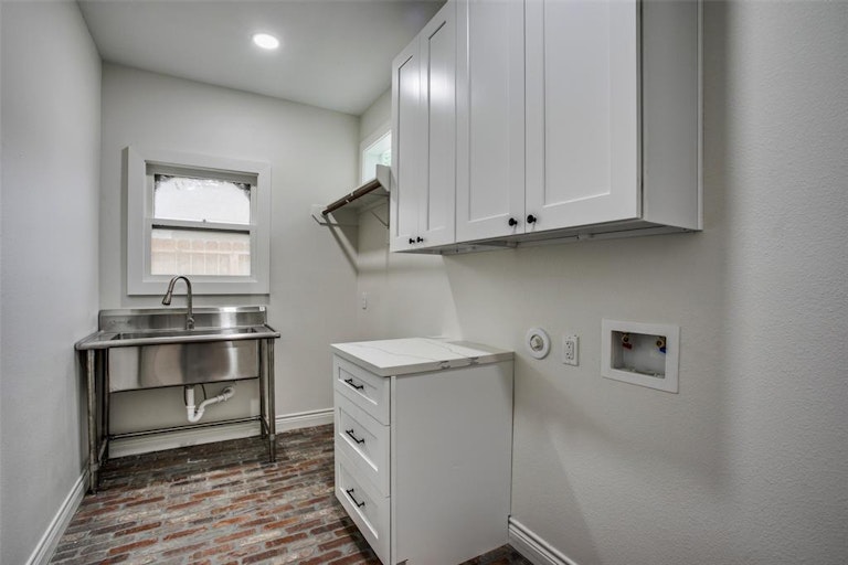 Photo 31 of 38 - 724 W Melwood St, Houston, TX 77009