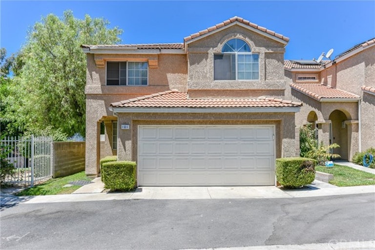 Photo 1 of 46 - 101 Buckeye St, La Puente, CA 91744