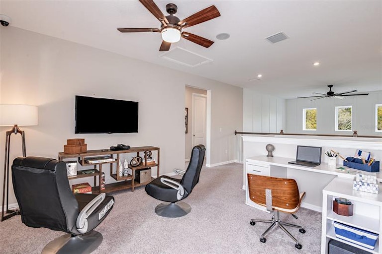 Photo 18 of 29 - 2741 Leafwing Ct, Palm Harbor, FL 34683