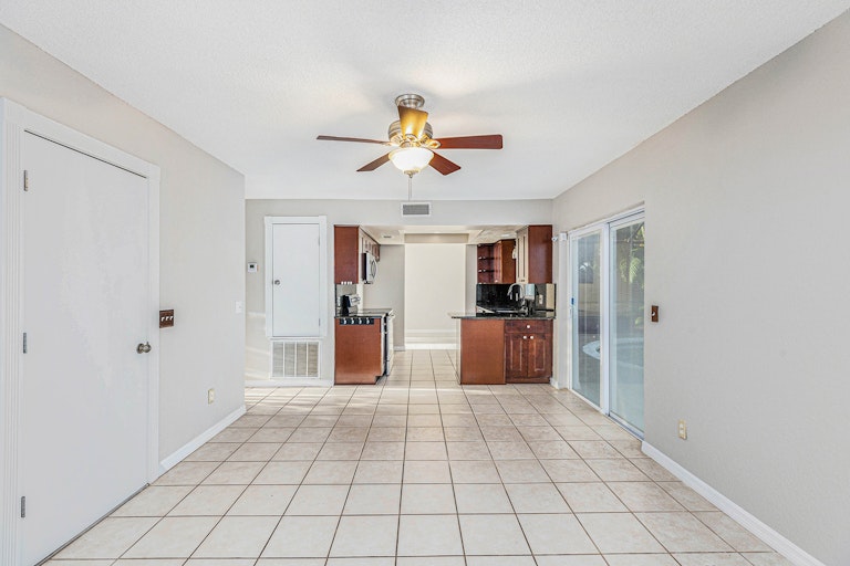 Photo 3 of 15 - 12171 77th St, Largo, FL 33773