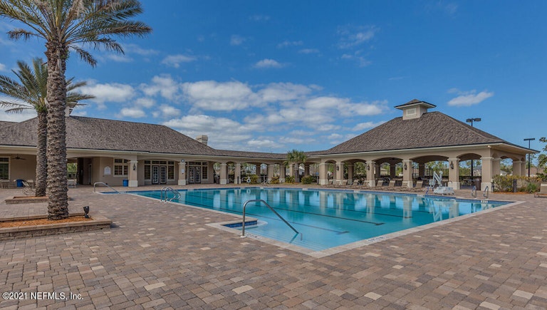 Photo 6 of 31 - 70409 Winding River Dr, Yulee, FL 32097
