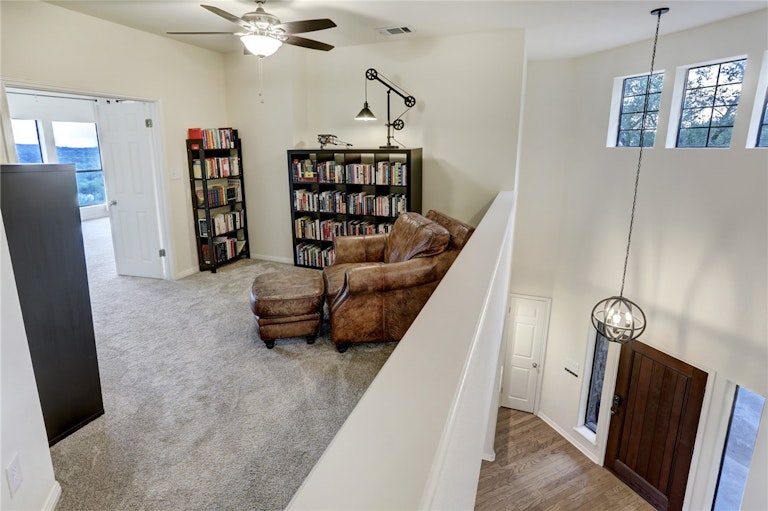 Photo 20 of 40 - 6301 Mountainclimb Dr, Austin, TX 78731