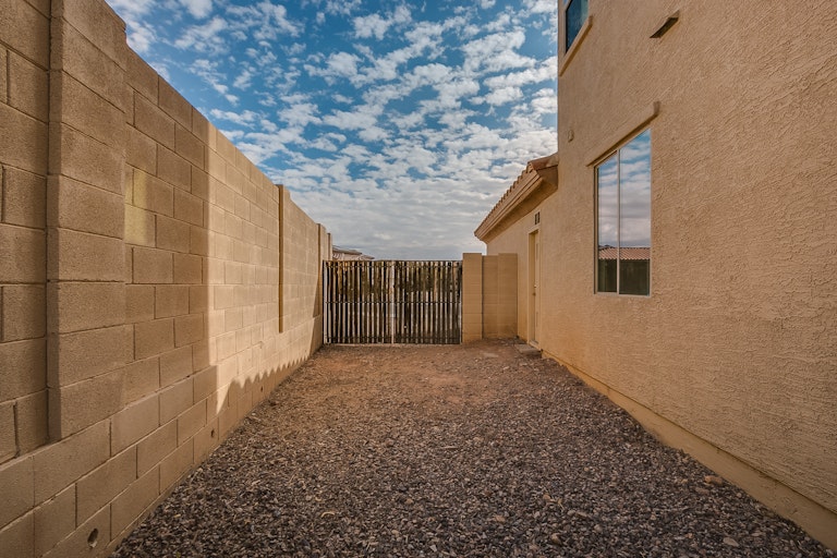 Photo 32 of 33 - 4540 W Powell Dr, New River, AZ 85087