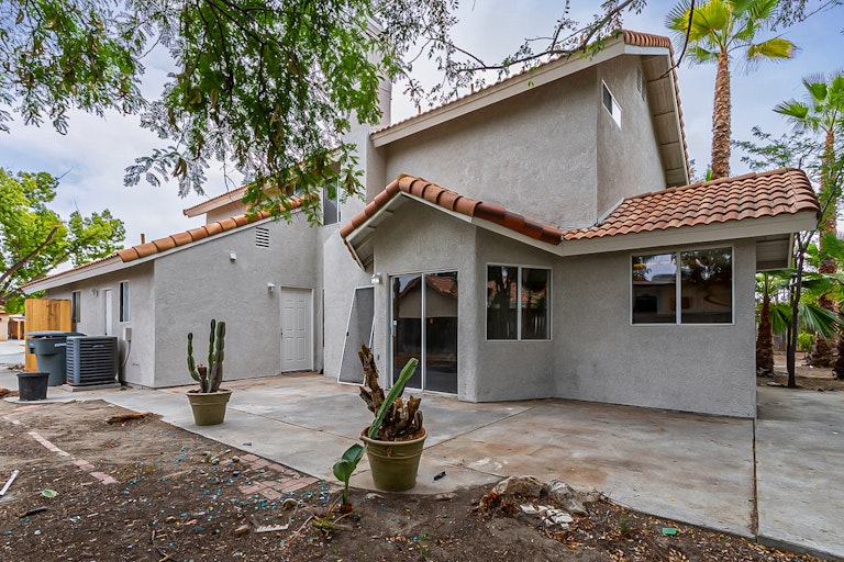 Photo 7 of 23 - 1488 E Beringer Dr, San Jacinto, CA 92583