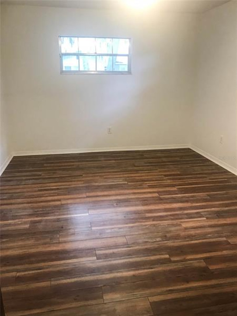 Photo 53 of 56 - 721 W Nelson St, Tavares, FL 32778
