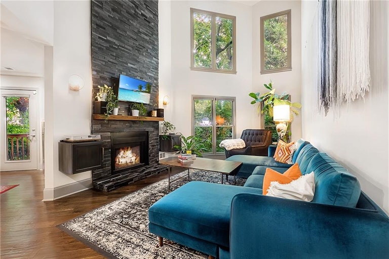 Photo 1 of 29 - 1467 Monroe Dr NE #4, Atlanta, GA 30324