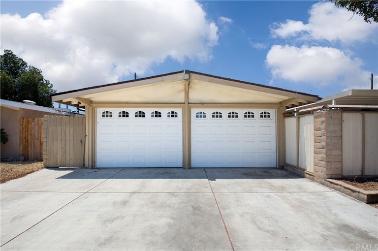 Photo 20 of 28 - 953 S Salem St, Anaheim, CA 92802