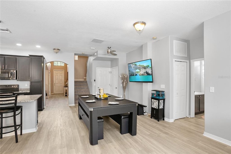 Photo 15 of 45 - 10565 Coral Key Ave, Tampa, FL 33647
