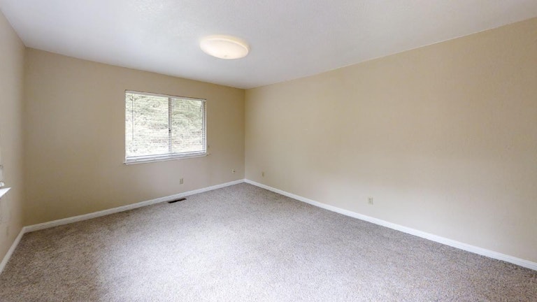 Photo 12 of 35 - 1050 Woodridge Rd, Placerville, CA 95667