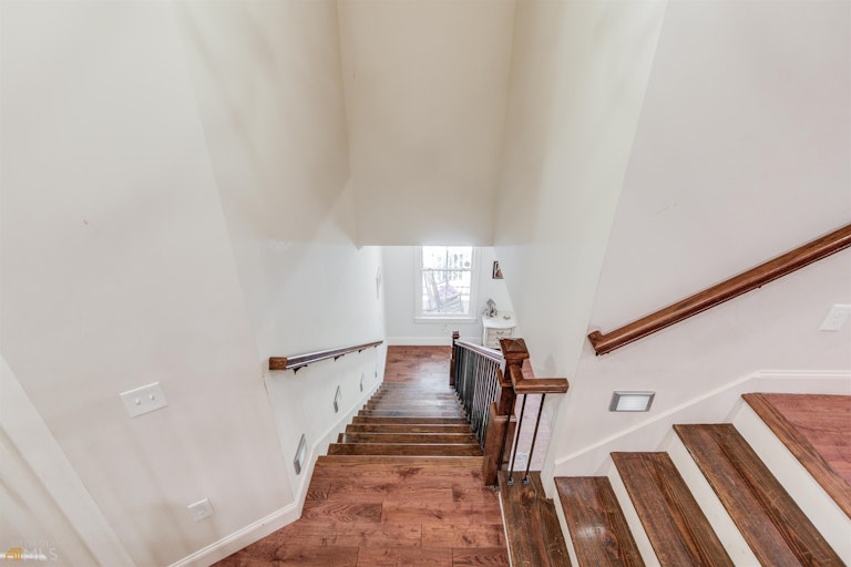 Photo 19 of 51 - 477 Tom Smith Rd SW, Lilburn, GA 30047