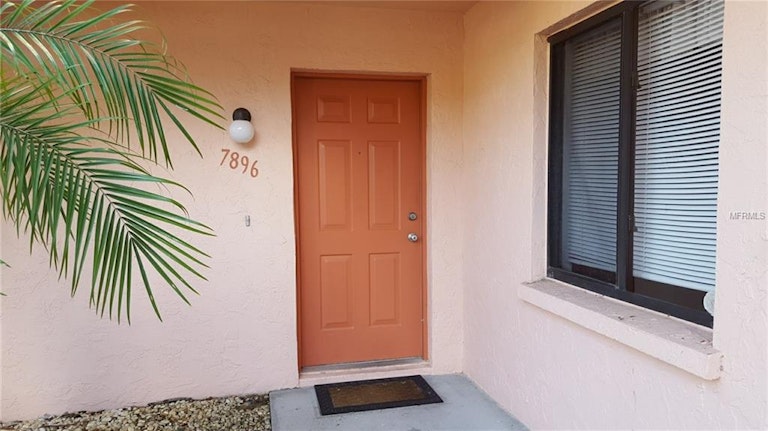 Photo 1 of 25 - 7896 Eagle Creek Dr, Sarasota, FL 34243