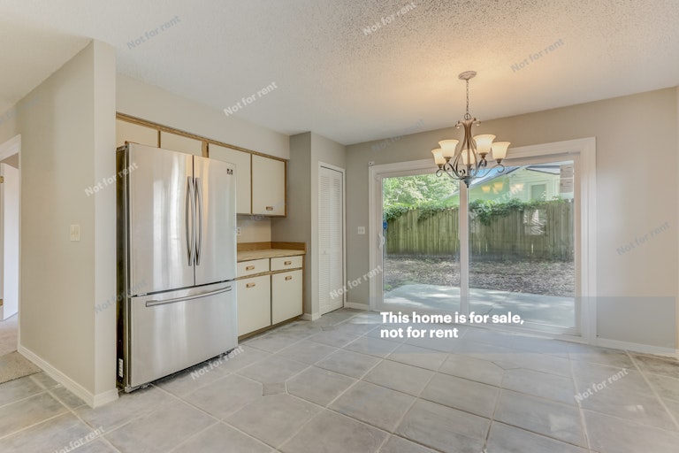 Photo 18 of 25 - 11636 Brush Ridge Cir N, Jacksonville, FL 32225