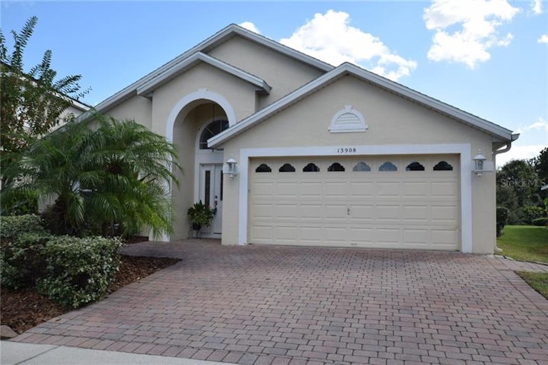 Photo 1 of 25 - 13908 Budworth Cir, Orlando, FL 32832