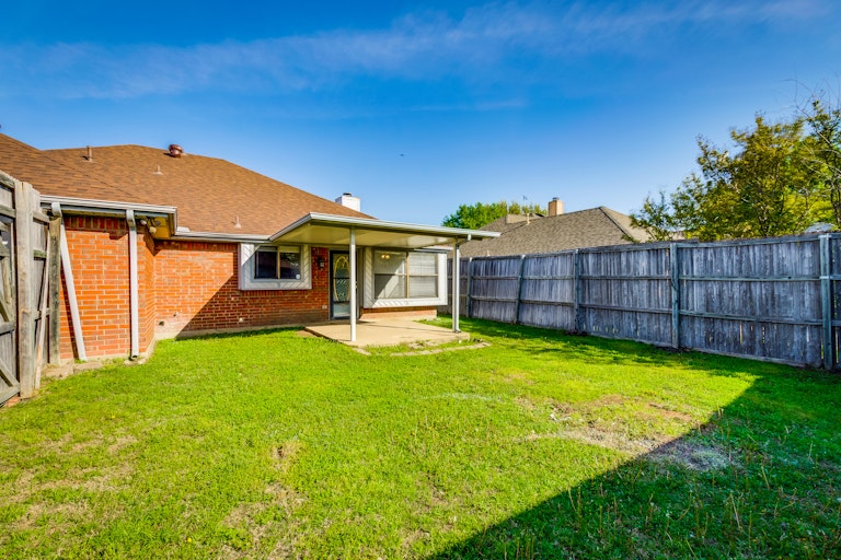 Photo 26 of 26 - 2612 Trumpet Dr, Rowlett, TX 75089