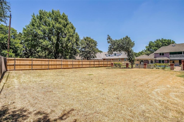 Photo 40 of 40 - 6006 Sunderland Dr, Colleyville, TX 76034