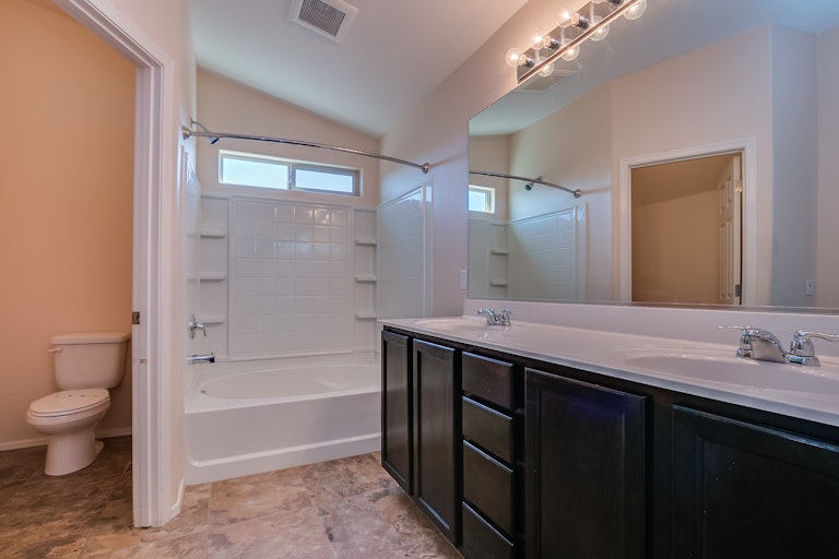 Photo 16 of 25 - 251 S 195th Dr, Buckeye, AZ 85326