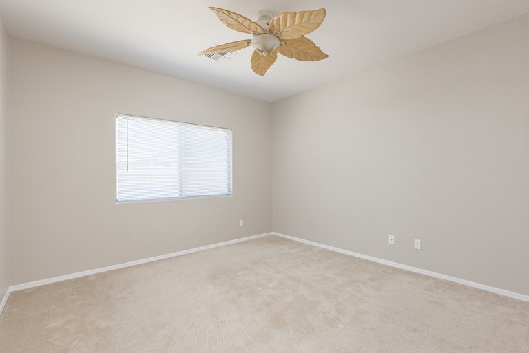 Photo 12 of 25 - 14615 W Ventura St, Surprise, AZ 85379