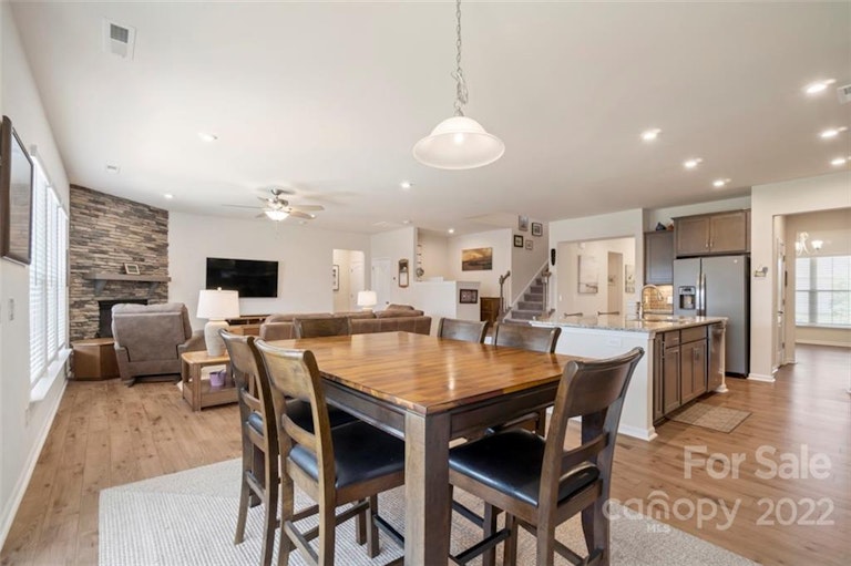 Photo 21 of 48 - 15003 Luna Dr, Charlotte, NC 28278