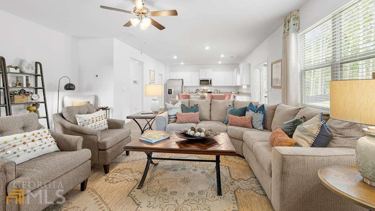 Photo 17 of 39 - 390 Faulkner St #173, Stockbridge, GA 30281